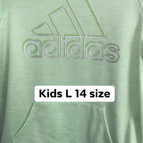 Clothes - Picture 8 of 16